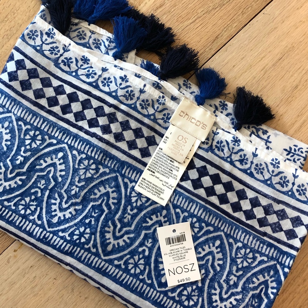 Chico’s Scarf